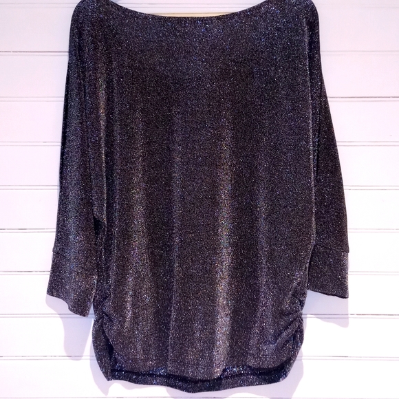 Stunning Metallic Silver Blouse - Picture 2 of 5